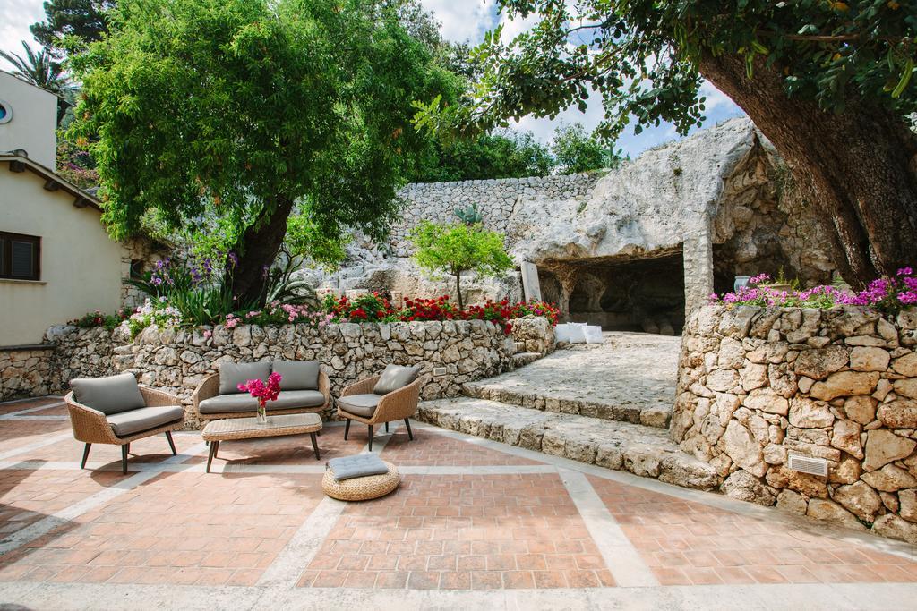 Dimora Archimedea Bed & Breakfast Syracuse Bagian luar foto